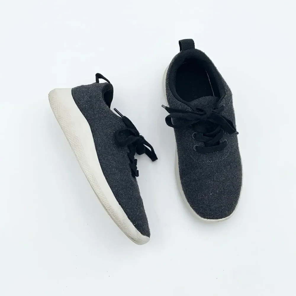 Banana Republic Men's Black Wool Sneakers men’s size 6